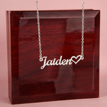 Load image into Gallery viewer, Name necklace with heart
