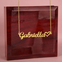 Load image into Gallery viewer, Name necklace with heart
